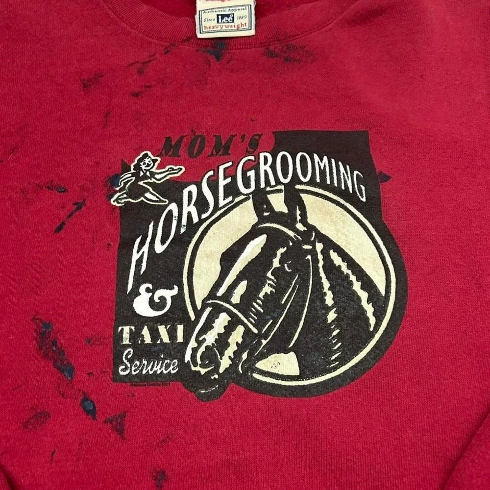 Burgundy and black vintage Lee Heavyweight moms horsegrooming crewneck sweatshir